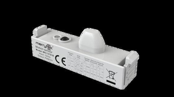 Cảm biến ánh sáng trần nhà với chức năng hành lang, làm mờ PWM và điều khiển từ xa có sẵn